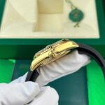 Rolex Che Tac Sky Dweller Champagne Nang 192 ZF 42mm 7.jpg