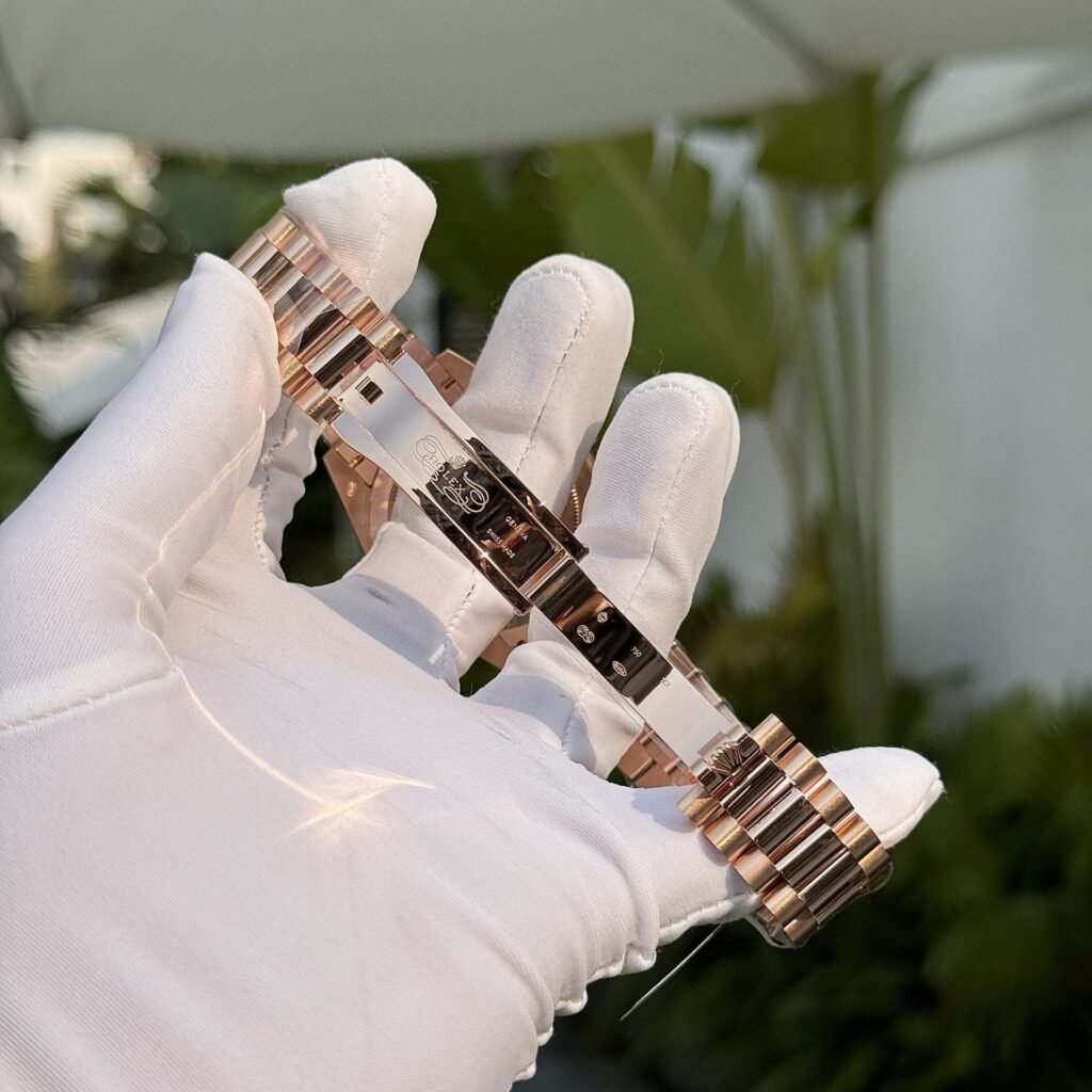 Rolex Day Date 228235 Chocolate Dial 36mm 5.jpg