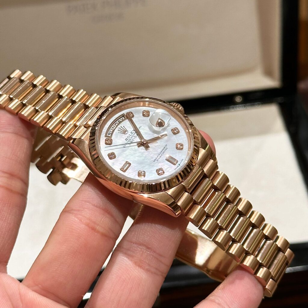 Rolex Day Date 228235 Moissanite Mother of Pearl Dial 36mm 5.jpg