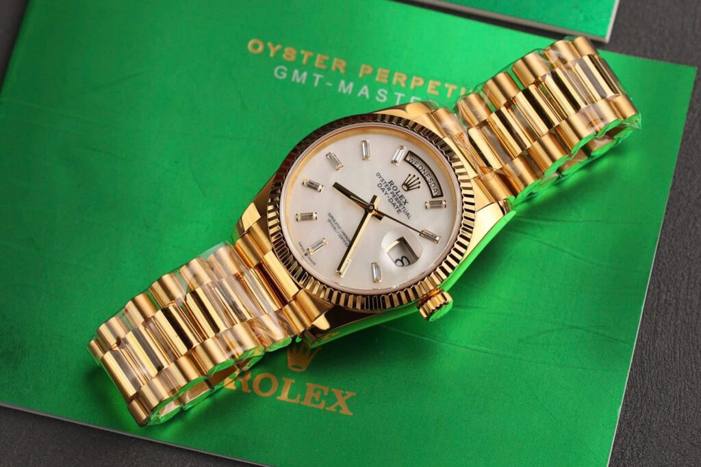 Rolex Day Date 228235 White Dial 36mm 2.jpg
