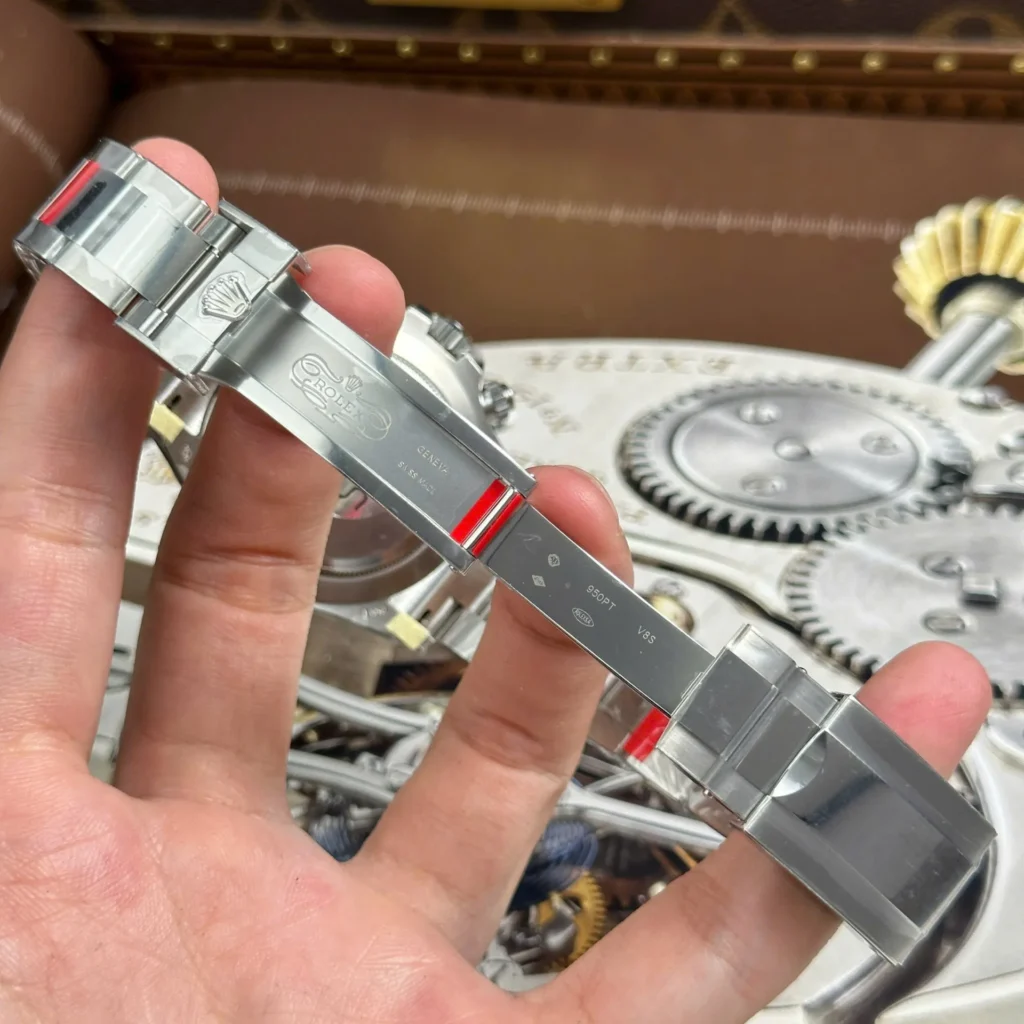 Rolex Daytona 116506 12.webp