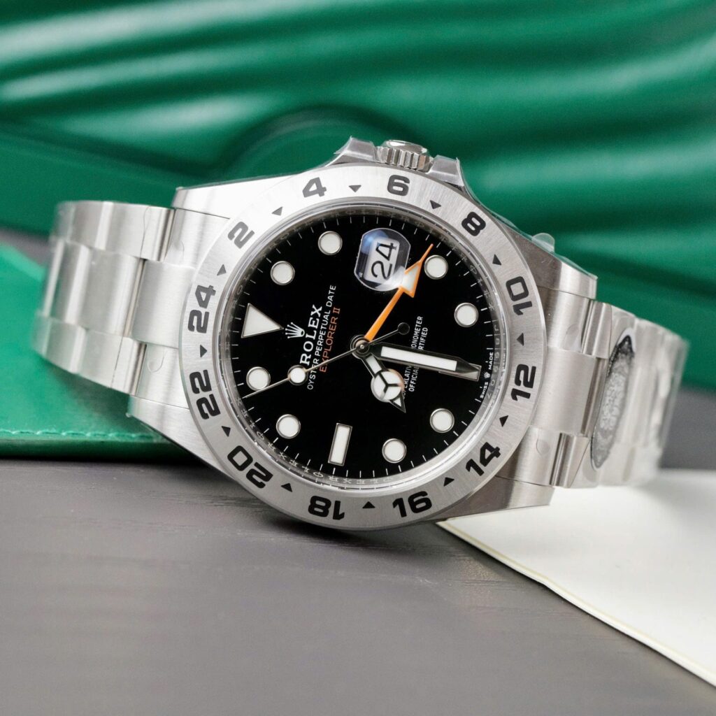 Rolex Explorer II 226570 Rep 11 Clean 42mm 3.jpg