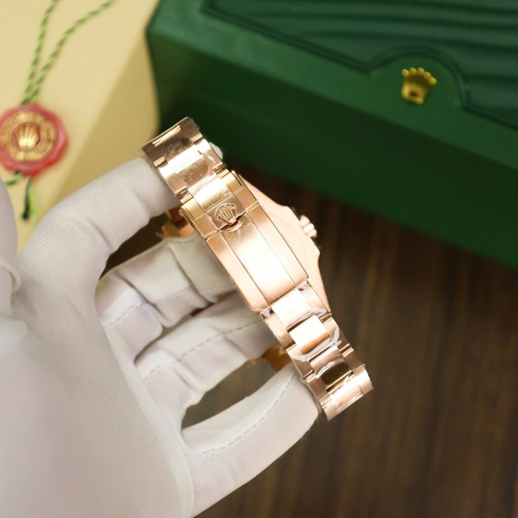 Rolex GMT Master II 126715CHNR Root Beer 7.jpg