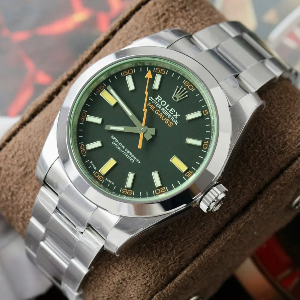 Rolex Milgauss 116400GV VS 40mm 2.webp