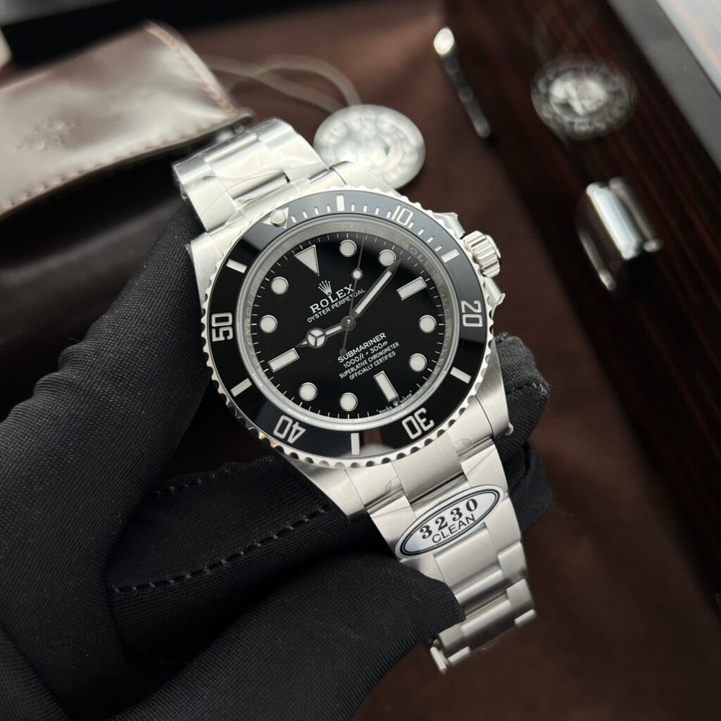 Rolex Nam Submariner 124060LN Replica 11 Factory 41mm 2 scaled 1.jpg