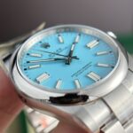 Rolex Oyster Perpetual 124300 Tiffany Blue Dial 41mm 3.jpg