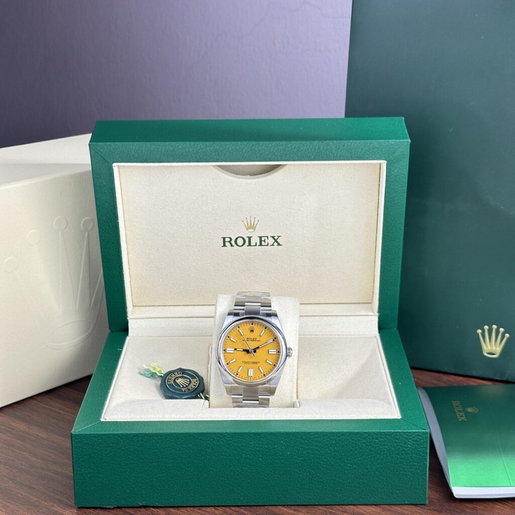 Rolex Oyster Perpetual 124300 Yellow Dial 41mm 1.jpg