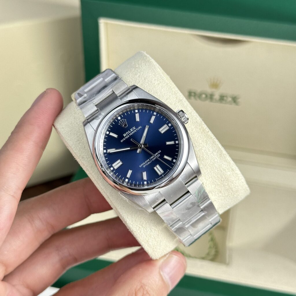 Rolex Oyster Perpetual 126000 Blue Dial 36mm 2.jpg