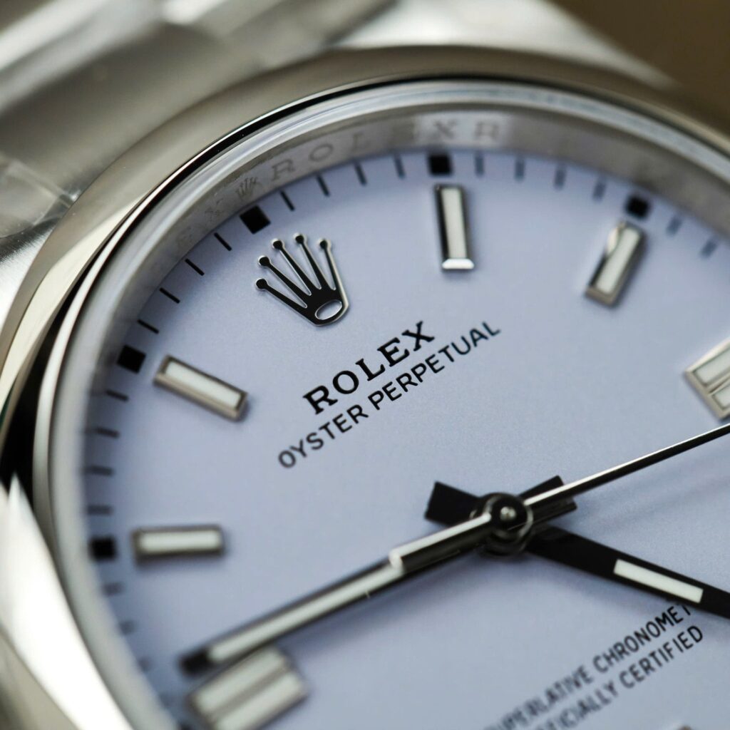 Rolex Oyster Perpetual 126000 purple Dial 36mm 3.jpg