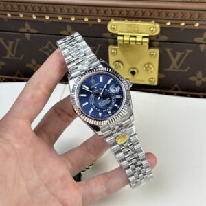 Rolex Rep 11 Sky Dweller M326934 Jubilee 42mm 2.jpg