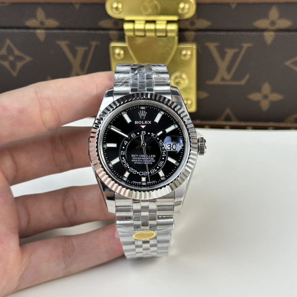 Rolex Sky Dweller M336934 Jubilee 42mm 1.jpg