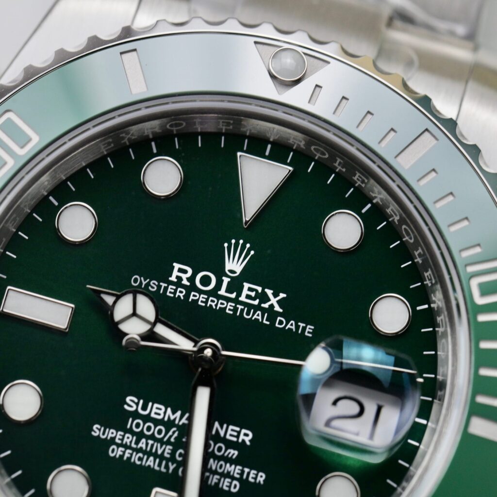 Rolex Submariner 116610LV Hulk Replica VS 40mm 5.jpg