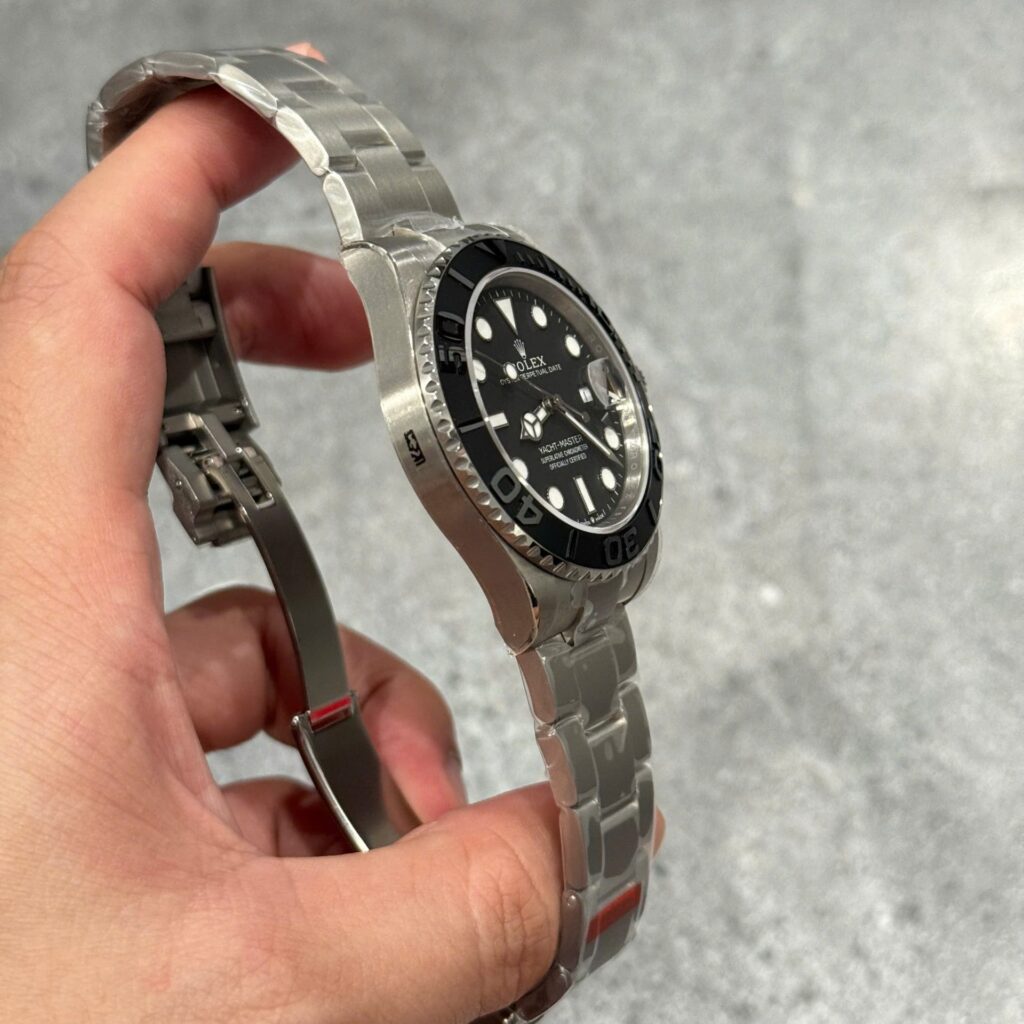 Rolex Yacht Master Titanium 226627 42mm 3.jpg