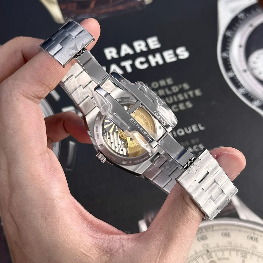 Vacheron Constantin Overseas 4500V 41mm 8.webp