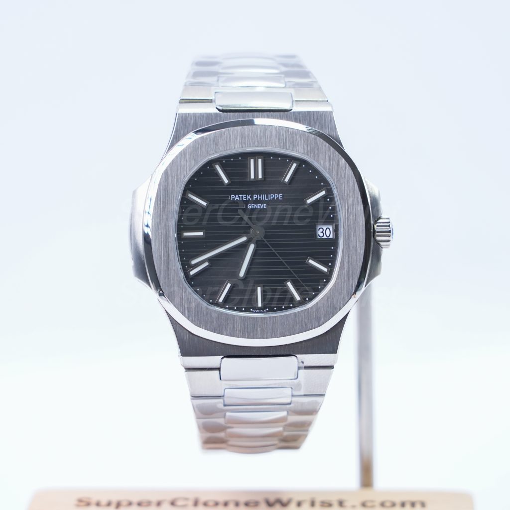 Patek-Philippe-Nautilus-5711-Grey-Dial-40mm 1：1 SuperClone Watch Replica Watches - 1