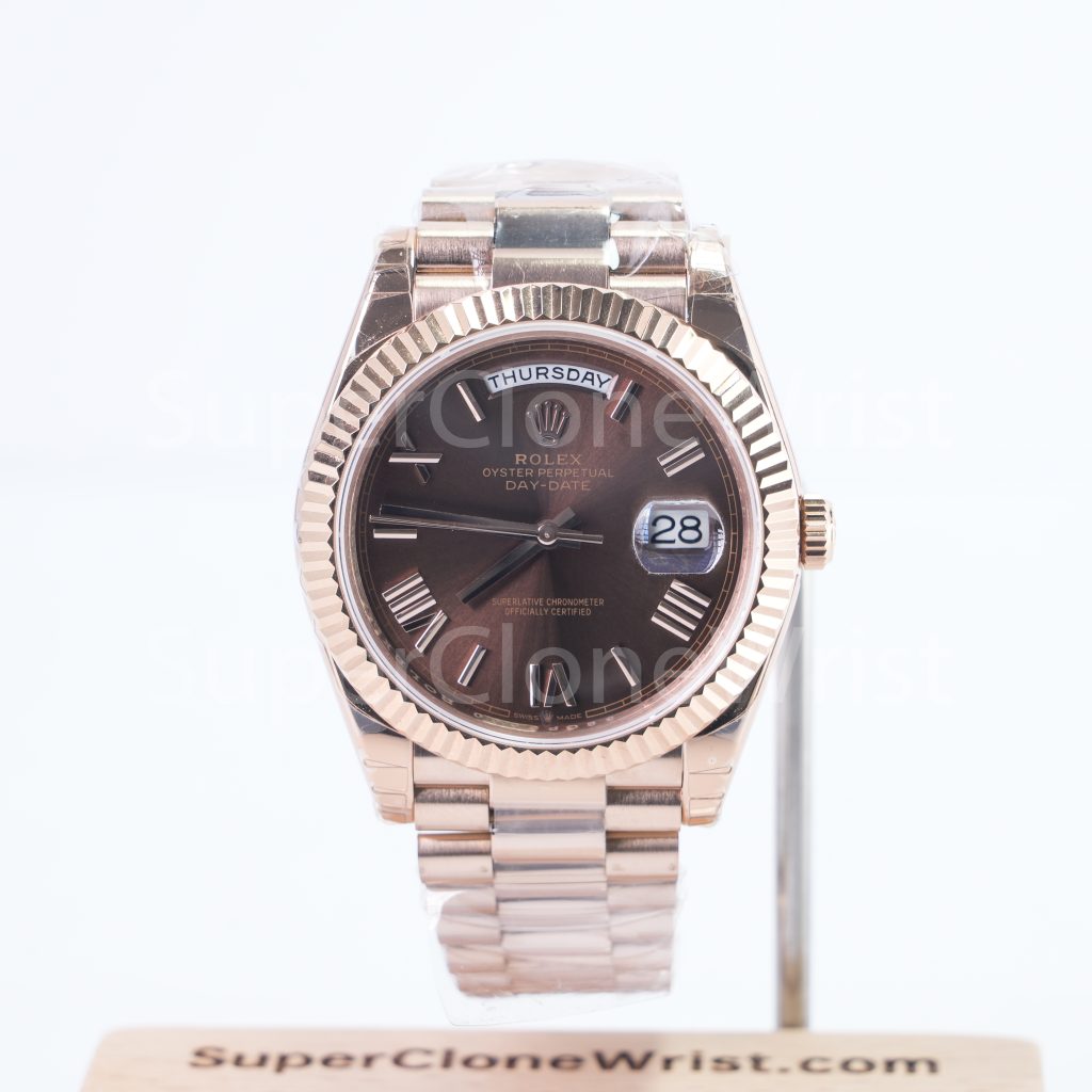 Rolex Day-Date 228235 Rose Gold Chocolate Sunray Roman Dial Fluted Bezel President Bracelet 40mm Replica Watches - 1