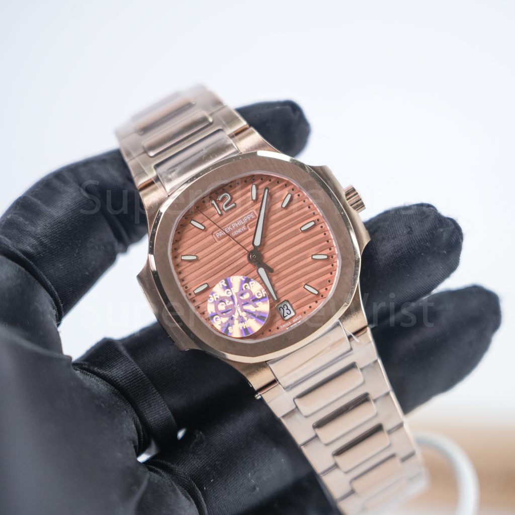 Patek Philippe Nautilus 7118-1R Rose Gold Rose Gold Dial Rose Gold Bezel Rose Gold Bracelet 35.2mm Replica Watches - 3