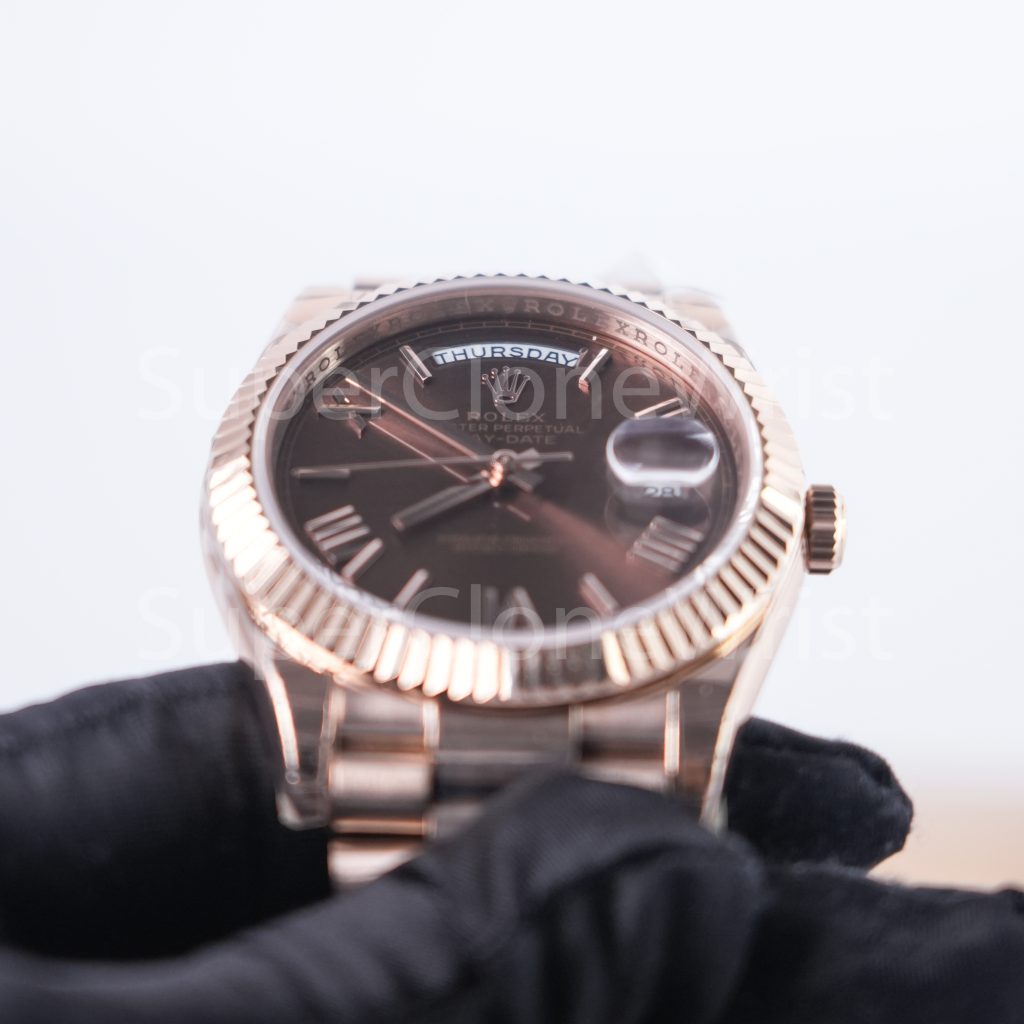 Rolex Day-Date 228235 Rose Gold Chocolate Sunray Roman Dial Fluted Bezel President Bracelet 40mm Replica Watches - 3