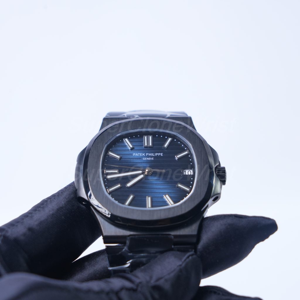 Patek-Philippe-Nautilus-5711-Black-Ceramic-Blue-Dial-40mm 1：1 SuperClone Watch Replica Watches - 4