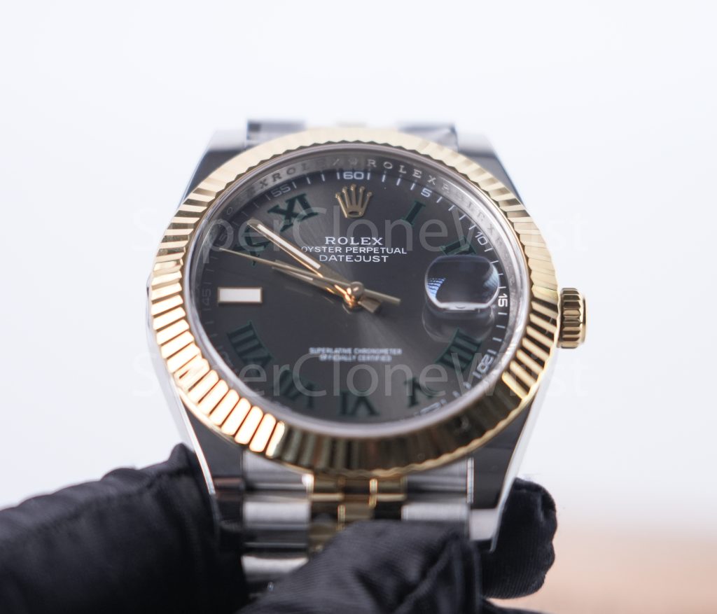 Rolex Datejust 126333 Two-Tone Yellow Gold Wimbledon Grey Sunray Roman Dial Fluted Bezel Jubilee Bracelet 41mm Replica Watches - 4