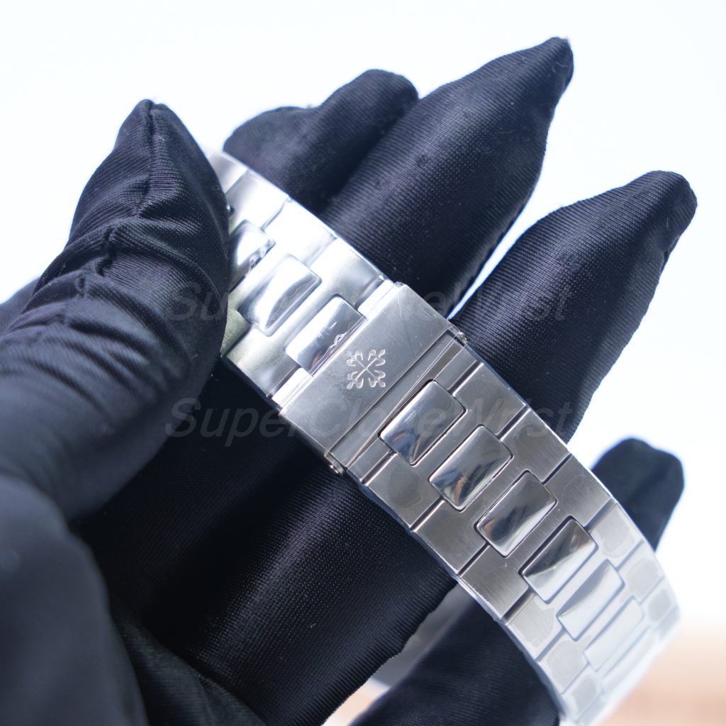 Patek-Philippe-Nautilus-5711-Black-Dial-40mm 1：1 SuperClone Watch Replica Watches - 6