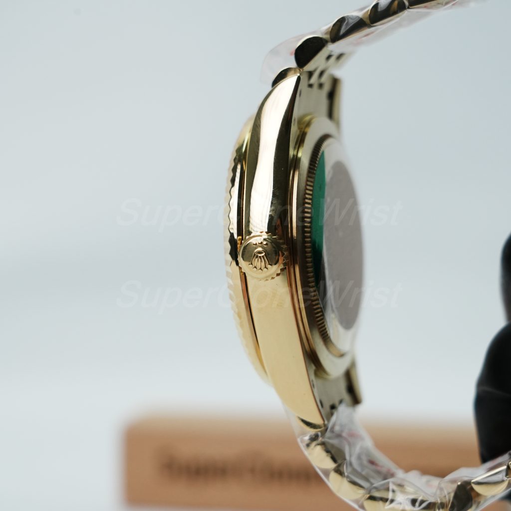 Rolex-Sky-Dweller-326238-Forest-Green-Dial-Yellow-Gold-42mm Super Clone Watches Replica Watches - 6