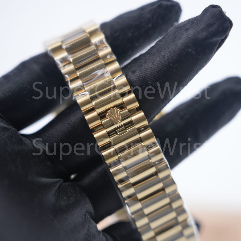 Rolex Day-Date 228238 18K Yellow Gold Champagne Sunray Baguette Diamond Dial Fluted Bezel President Bracelet 40mm Replica Watches - 7