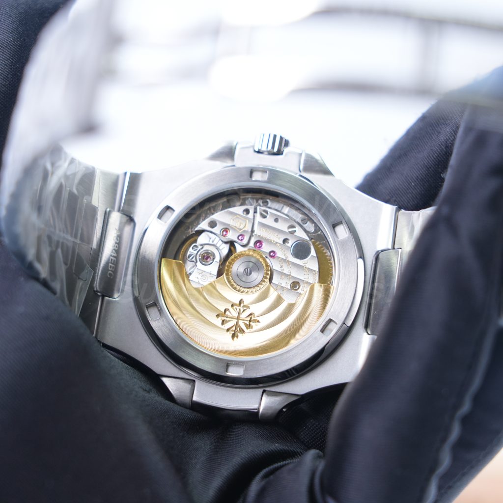 Patek-Philippe-Nautilus-5711-Black-Dial-40mm 1：1 SuperClone Watch Replica Watches - 9