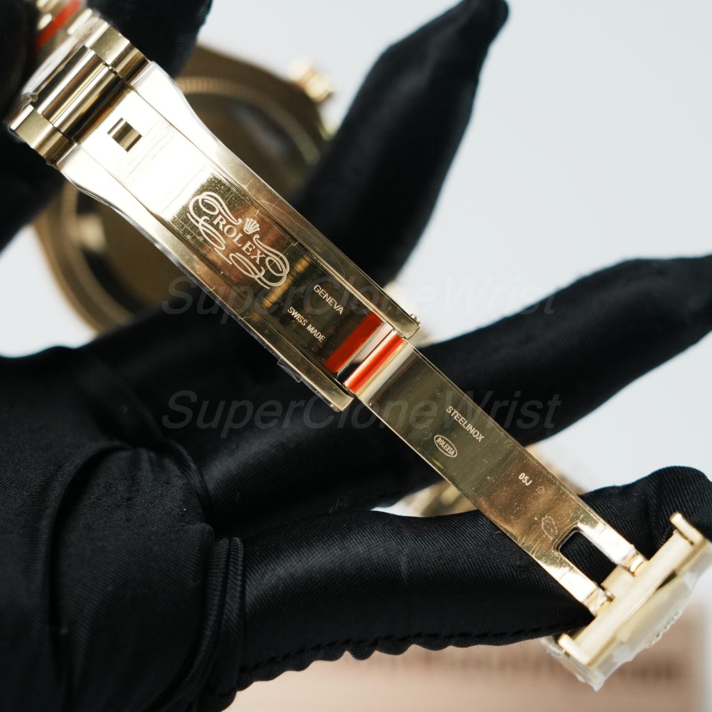 Rolex-Sky-Dweller-336239-White-Dial-Yellow-Gold-42mm Super Clone Watches Replica Watches - 9