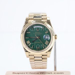 Rolex Day-Date 228238 18K Yellow Gold Green Roman Dial Fluted Bezel President Bracelet 40mm Replica Watches - DSC05612