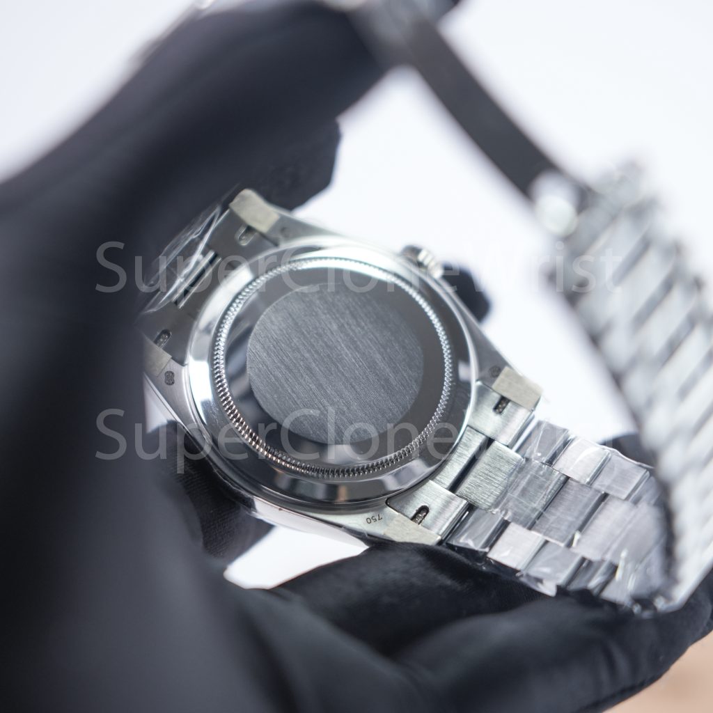 Rolex Day-Date 228239 Steel Green Sunray Roman Dial Fluted Bezel President Bracelet 40mm Replica Watches - DSC05652