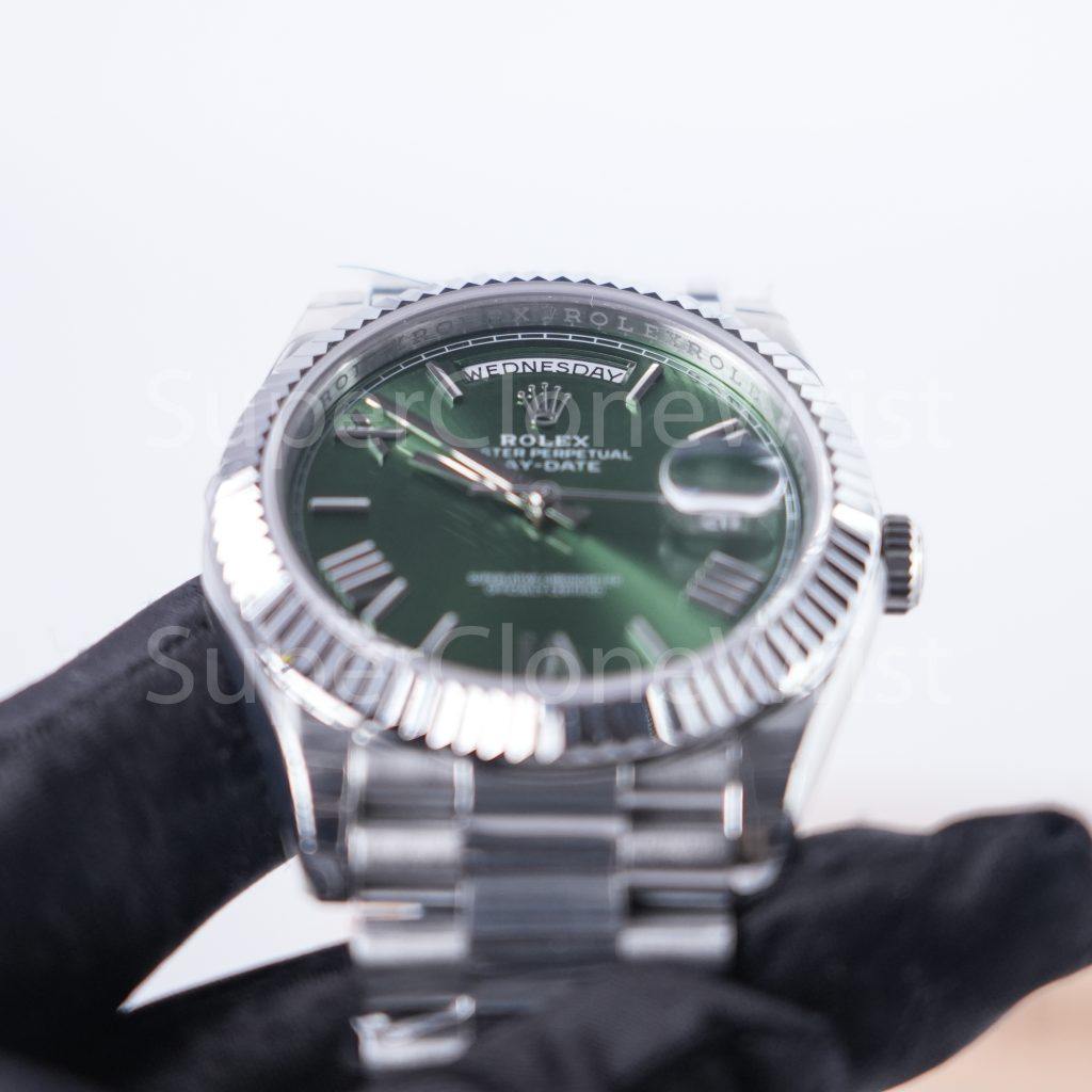 Rolex Day-Date 228239 Steel Green Sunray Roman Dial Fluted Bezel President Bracelet 40mm Replica Watches - DSC05654