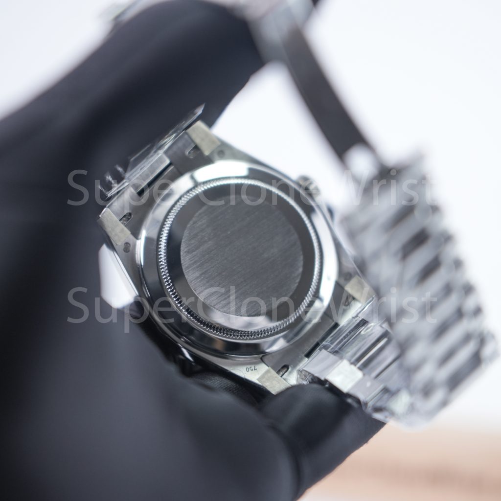 Rolex Day-Date 228236 Steel Ice Blue Sunray Roman Dial Fluted Bezel President Bracelet 40mm Replica Watches - DSC05704