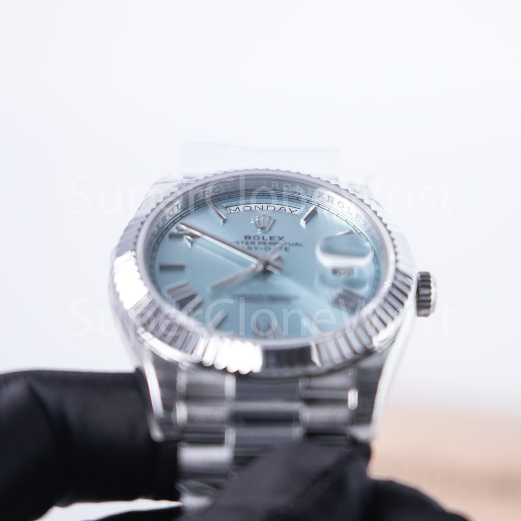 Rolex Day-Date 228236 Steel Ice Blue Sunray Roman Dial Fluted Bezel President Bracelet 40mm Replica Watches - DSC05705
