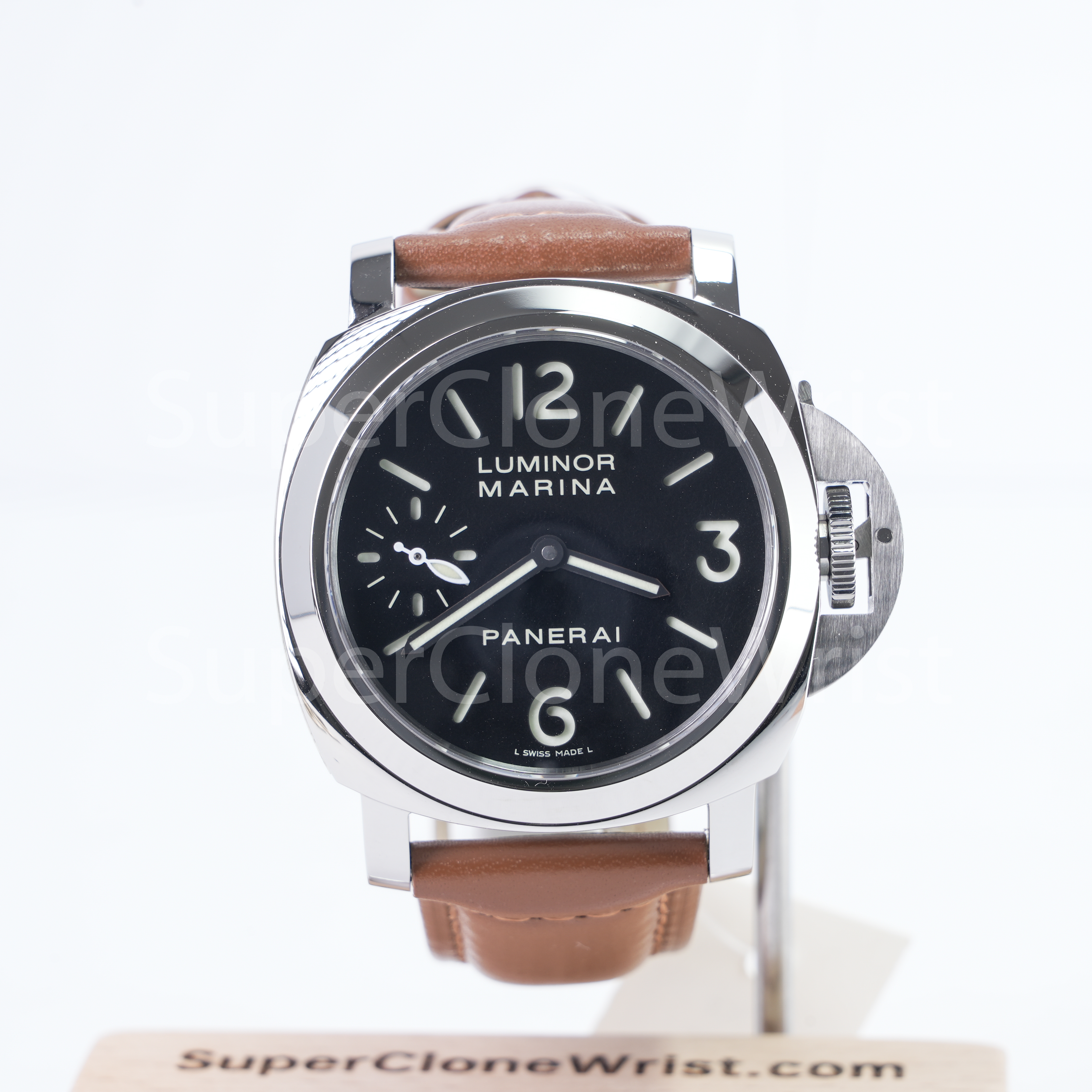 Panerai Luminor 44mm vs 47mm Replica: Which Size Works?