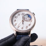 Vacheron Constantin Égérie 8005F/000R-B498 Rose Gold Silver Guilloché Dial Diamond Bezel Blue Leather Strap 35mm Replica Watches - 3