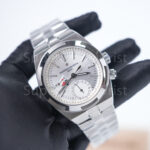 Vacheron Constantin Overseas Dual Time 7900V Steel Silver Dial Steel Bezel Steel Bracelet 41mm Replica Watches - 3