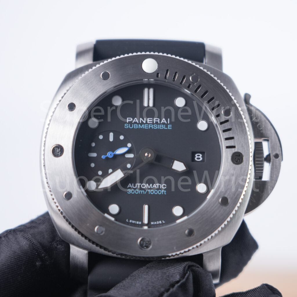 Panerai Submersible PAM00973 Steel Black Dial Brushed Steel Bezel Black Rubber Strap 42mm Replica Watches - 4