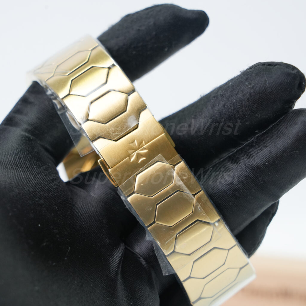 Vacheron Constantin Historiques 222 4200H/222J-B935 Yellow Gold Yellow Gold Dial Yellow Gold Bezel Yellow Gold Hexagonal Bracelet 37mm Replica Watches - 8